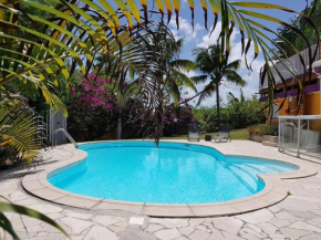 Villa Gwadamango 150m de la plage, piscine, jardin